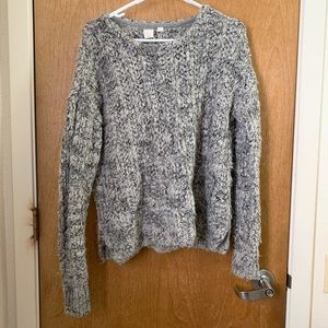 grey knit gap sweater